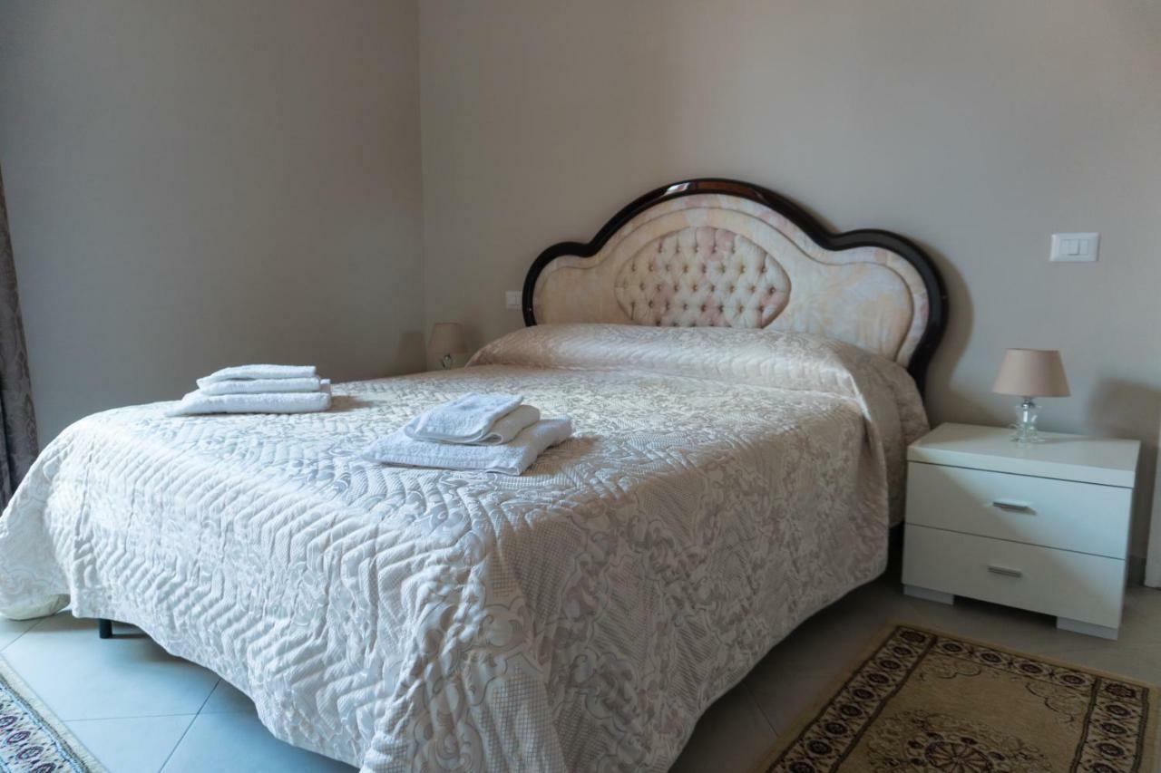 Da Nonna Maria Bed & Breakfast Boscotrecase Exterior photo